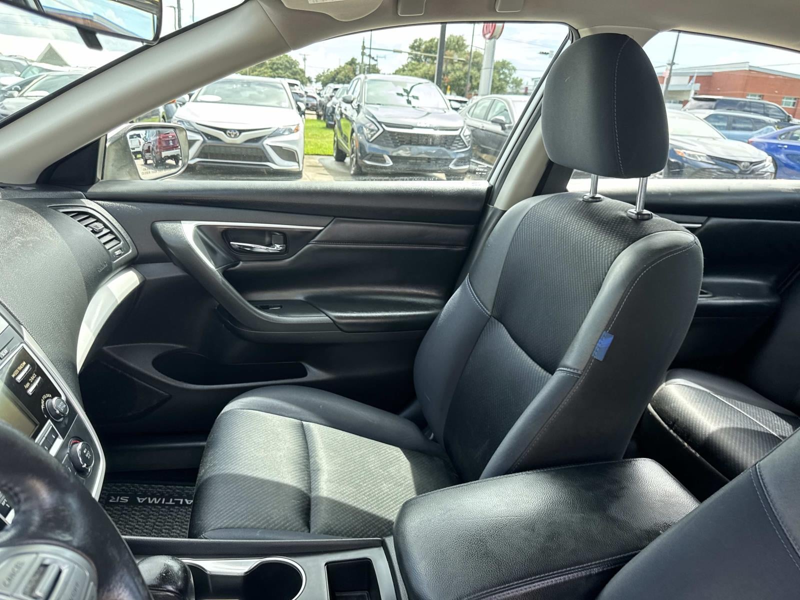 2016 Nissan Altima 4dr Sdn I4 2.5 SR