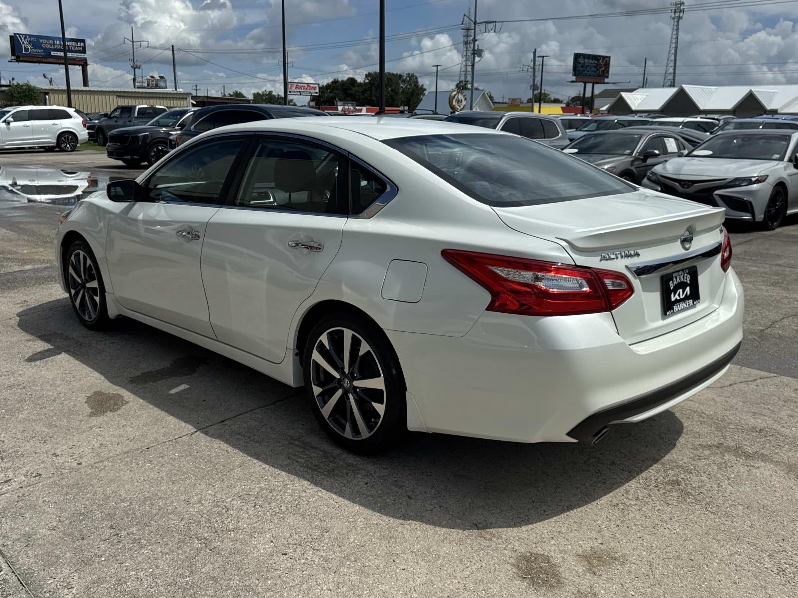 2016 Nissan Altima 4dr Sdn I4 2.5 SR