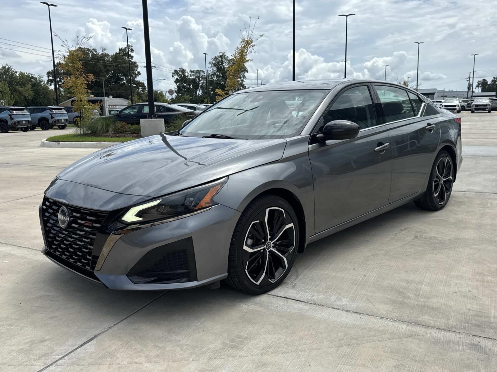 2023 Nissan Altima 2.5 SR Sedan