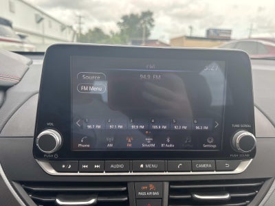 2024 Nissan Altima 2.5 SR Sedan