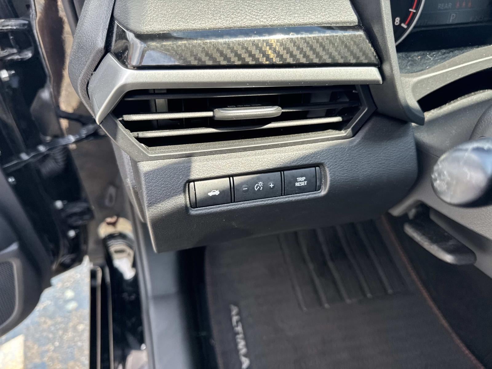 2024 Nissan Altima 2.5 SR AWD Sedan