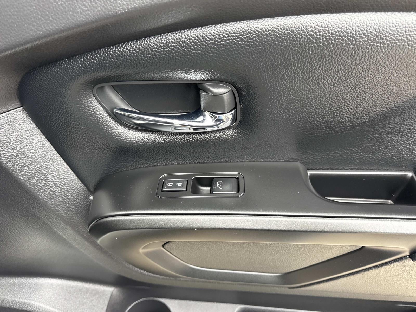 2023 Nissan Titan 4x4 Crew Cab PRO-4X