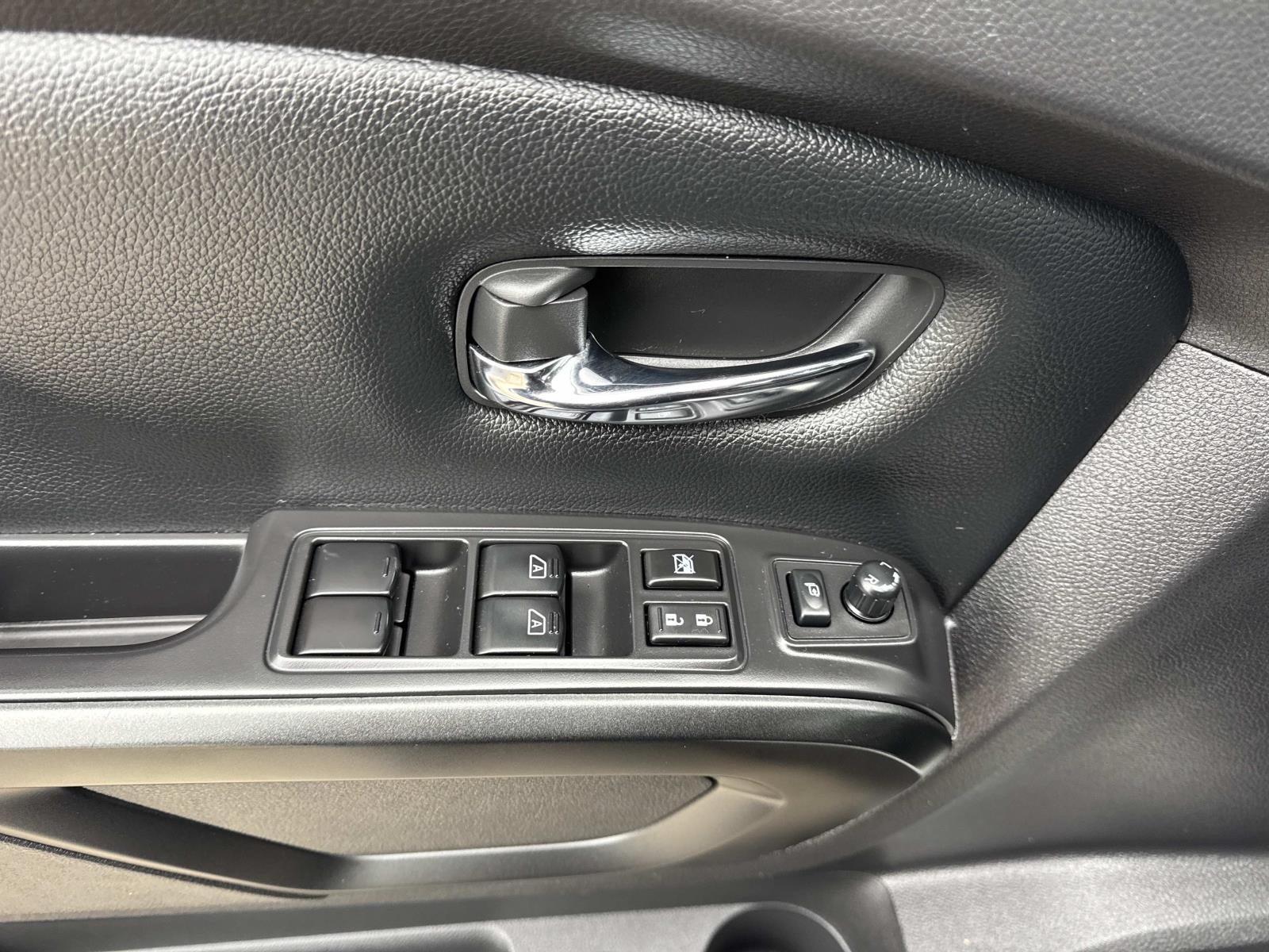 2023 Nissan Titan 4x4 Crew Cab PRO-4X