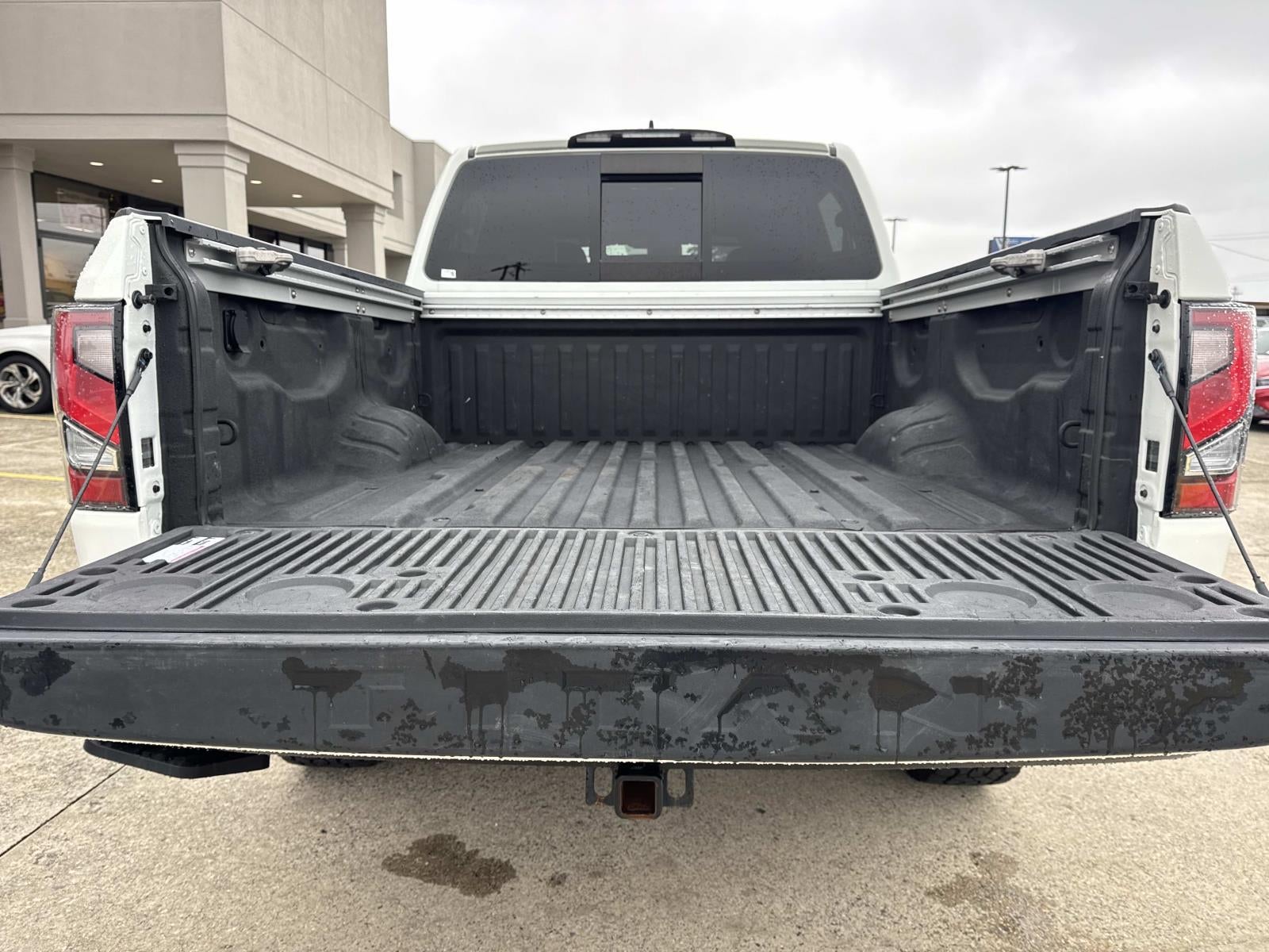 2023 Nissan Titan 4x4 Crew Cab PRO-4X