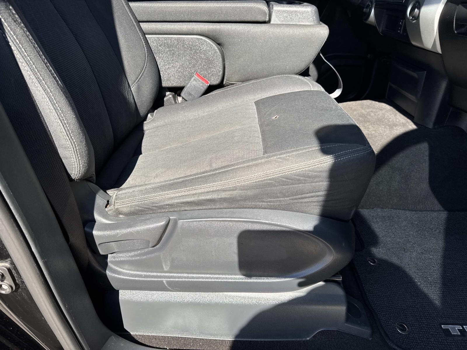 2018 Nissan Titan 4x4 Crew Cab SV