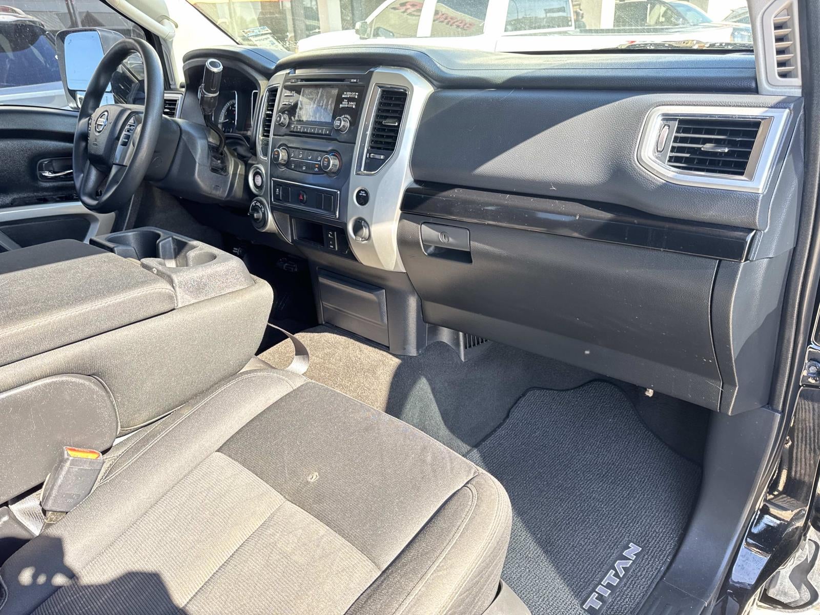 2018 Nissan Titan 4x4 Crew Cab SV