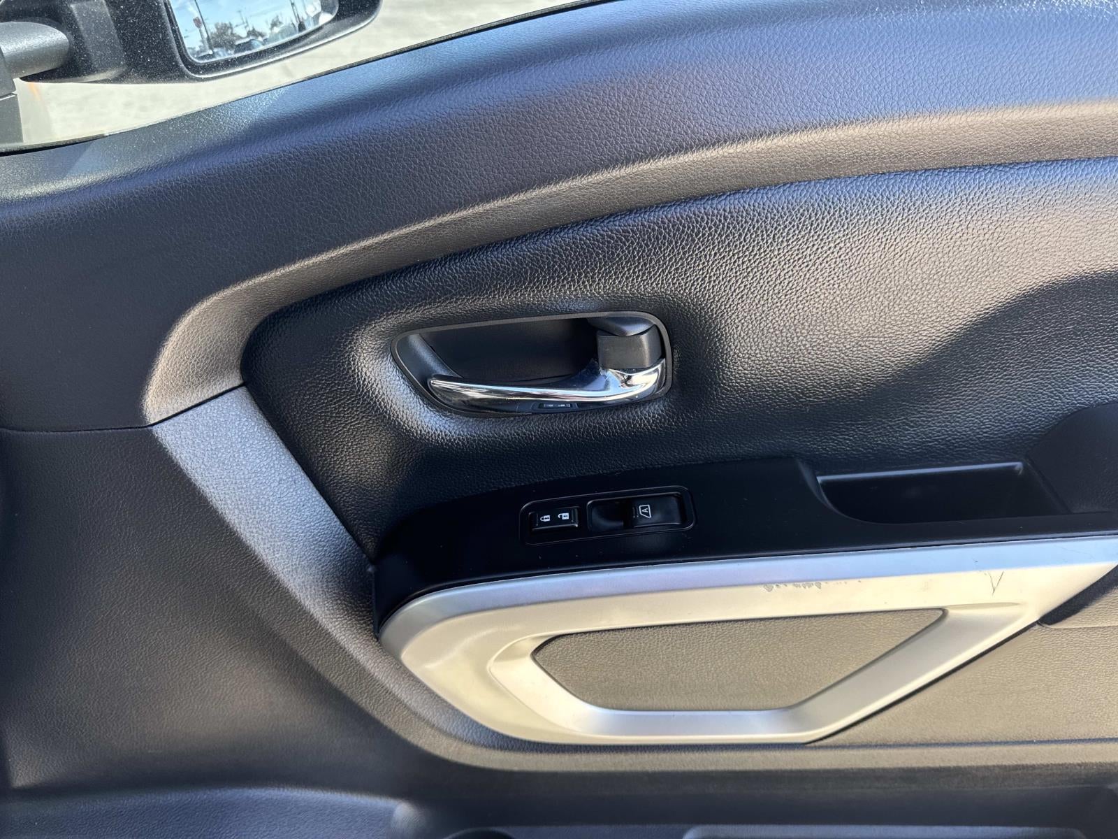 2018 Nissan Titan 4x4 Crew Cab SV