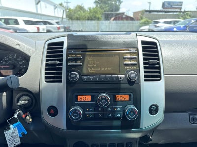 2014 Nissan Frontier 2WD Crew Cab SWB Auto SV