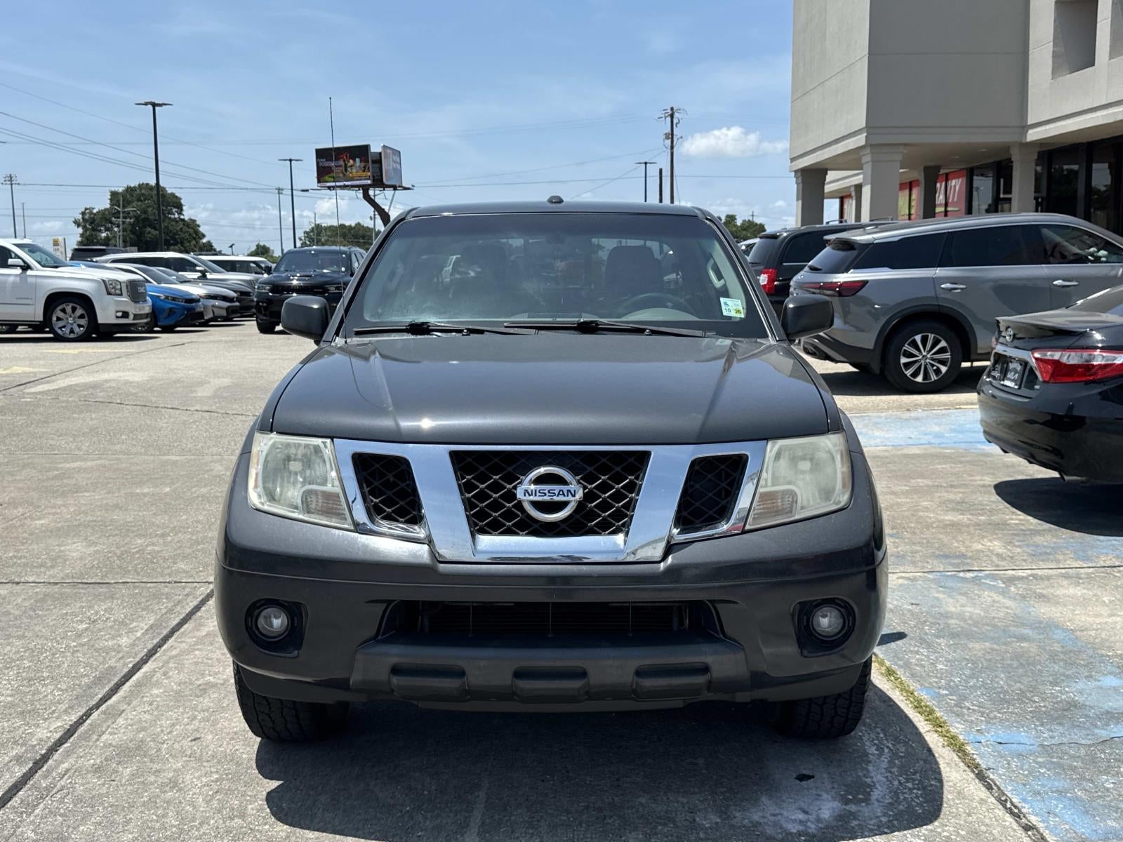 2014 Nissan Frontier 2WD Crew Cab SWB Auto SV