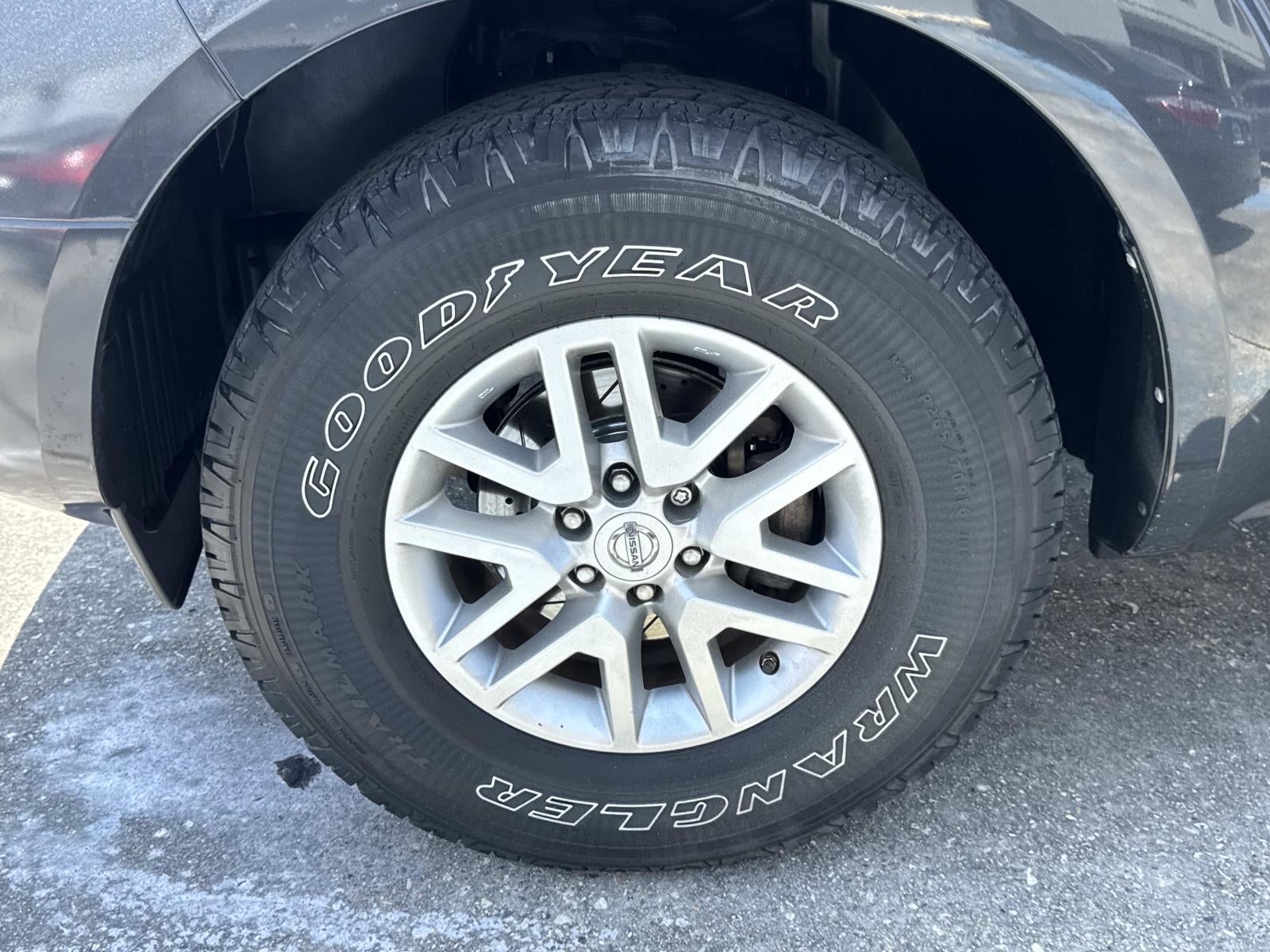 2014 Nissan Frontier 2WD Crew Cab SWB Auto SV