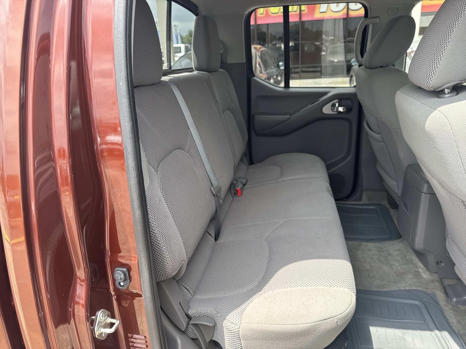 2016 Nissan Frontier 2WD Crew Cab SWB Auto SV
