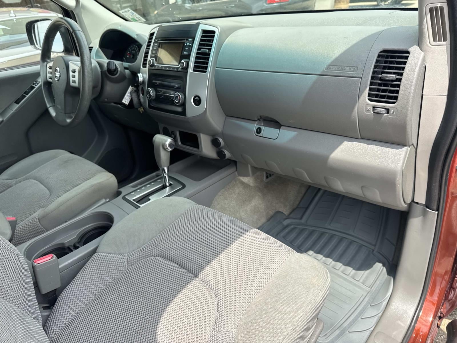 2016 Nissan Frontier 2WD Crew Cab SWB Auto SV