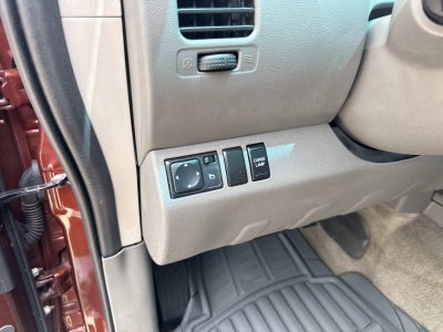 2016 Nissan Frontier 2WD Crew Cab SWB Auto SV