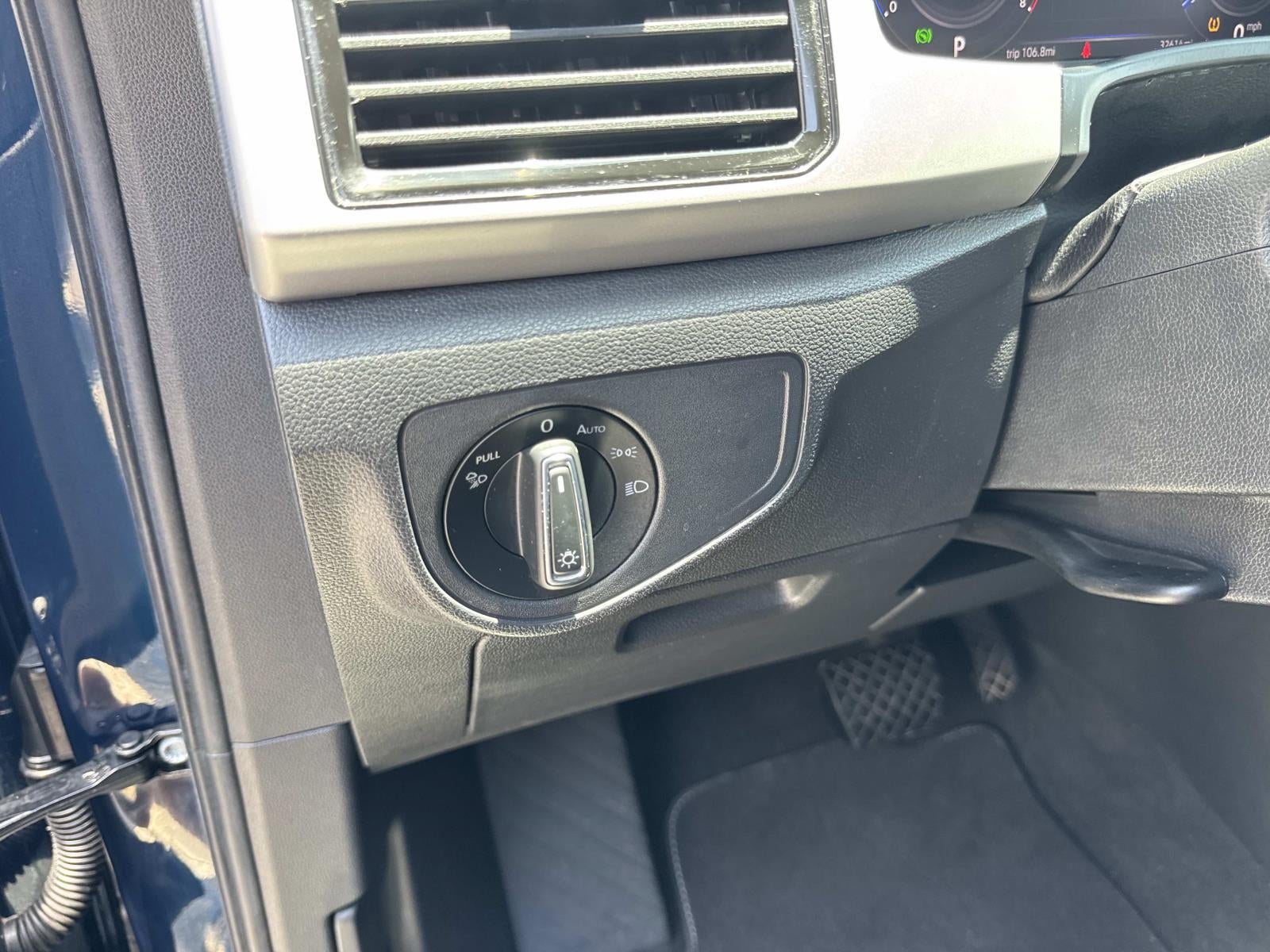 2023 Volkswagen Atlas 2.0T SE w/Technology FWD