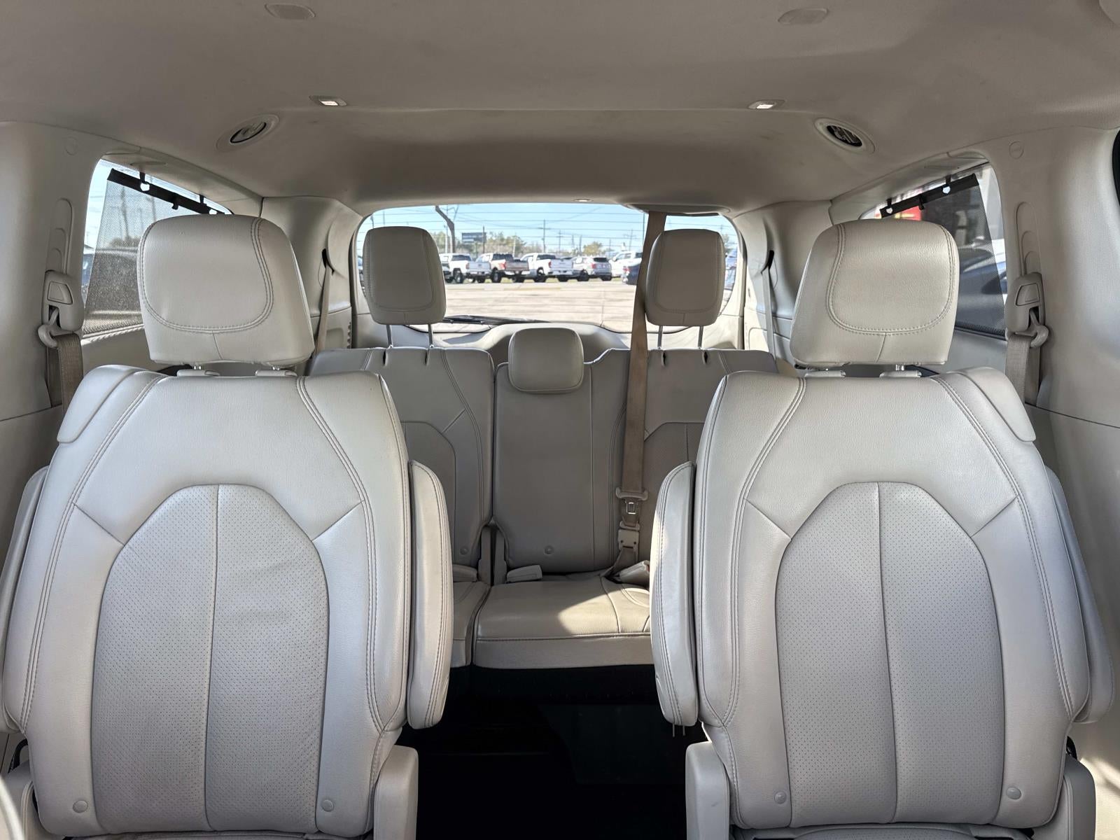 2018 Chrysler Pacifica Touring L FWD