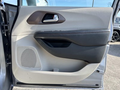 2018 Chrysler Pacifica Touring L FWD