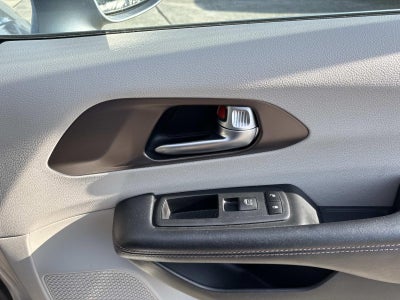 2018 Chrysler Pacifica Touring L FWD