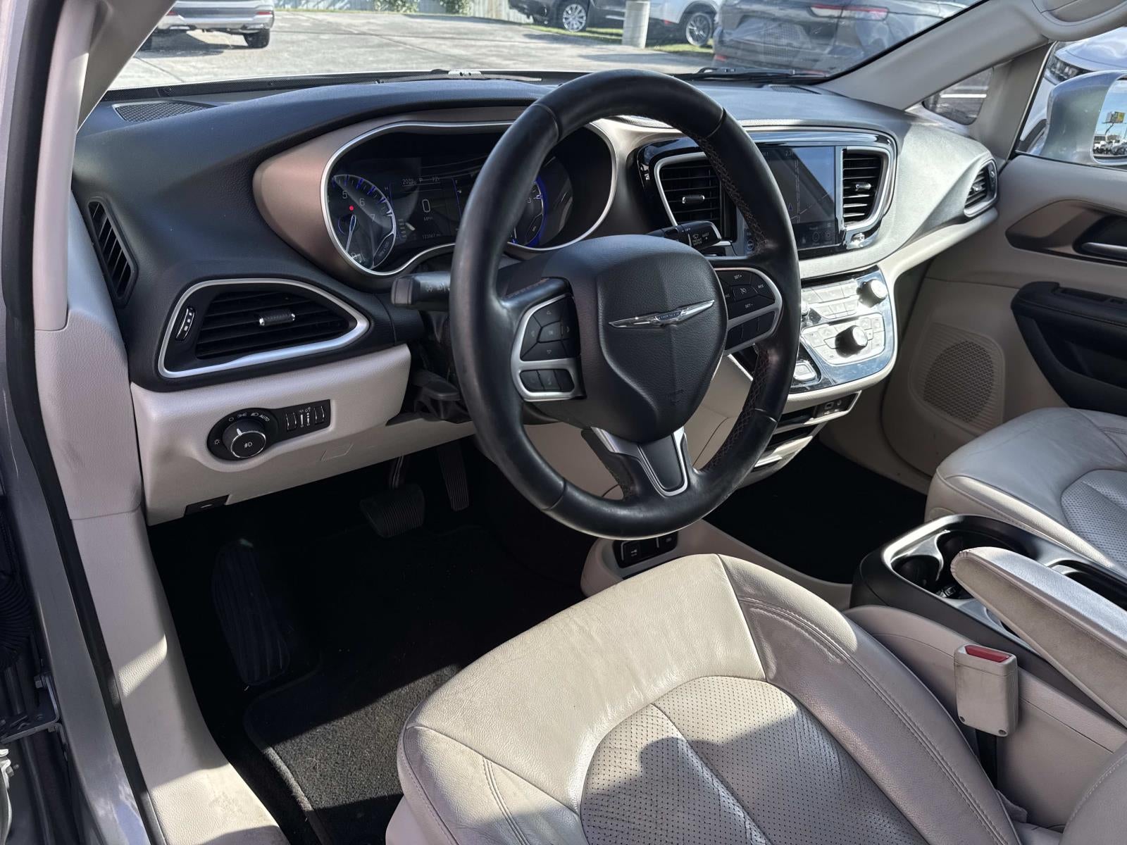 2018 Chrysler Pacifica Touring L FWD