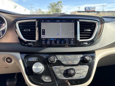 2018 Chrysler Pacifica Touring L FWD