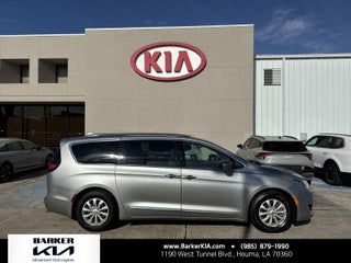 2018 Chrysler Pacifica Touring L FWD