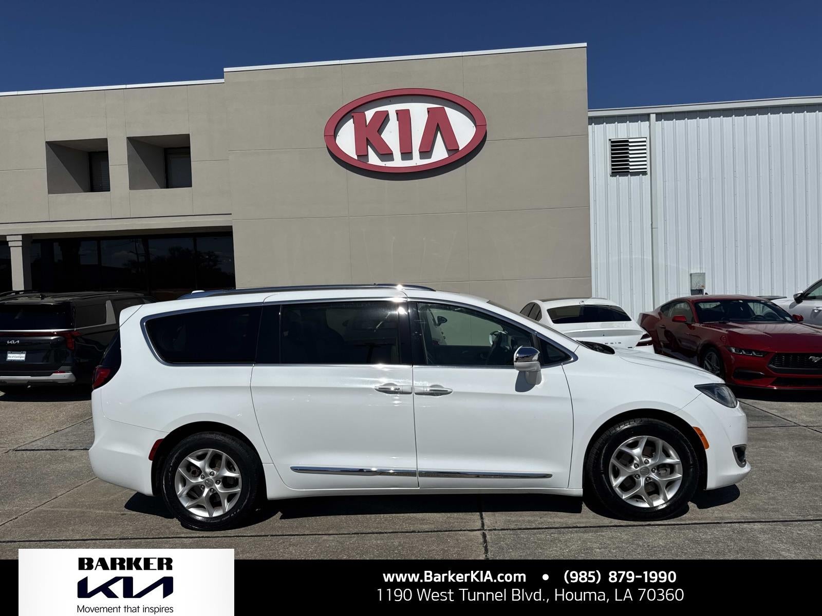 2020 Chrysler Pacifica Limited FWD