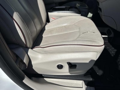 2020 Chrysler Pacifica Limited FWD