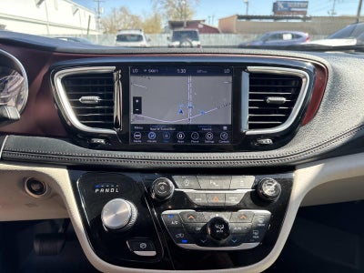 2020 Chrysler Pacifica Limited FWD