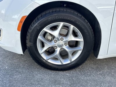 2020 Chrysler Pacifica Limited FWD