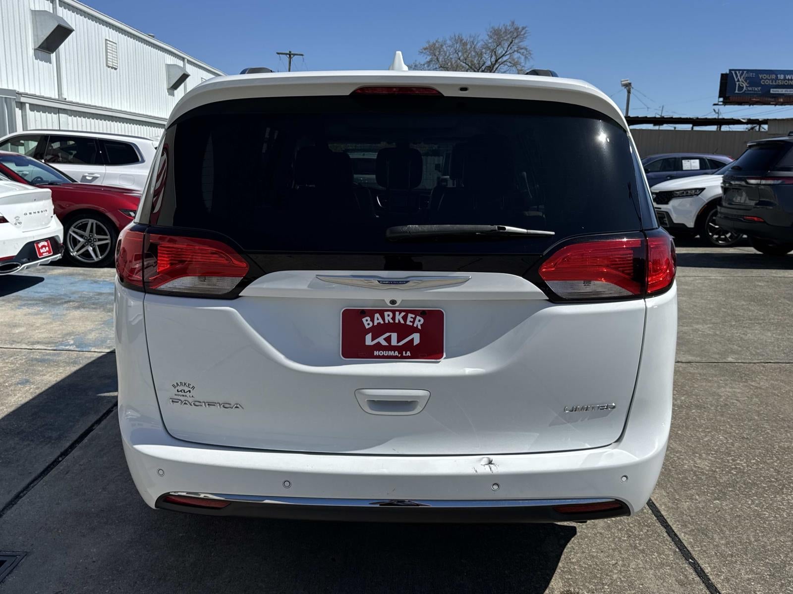 2020 Chrysler Pacifica Limited FWD