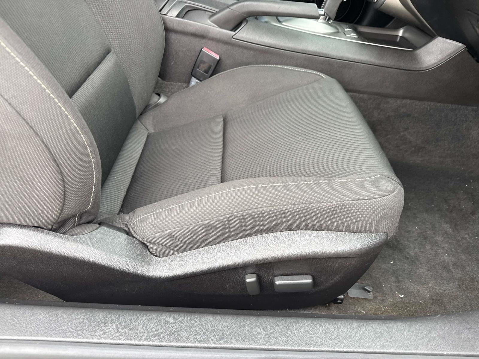 2015 Chevrolet Camaro 2dr Cpe LT w/1LT
