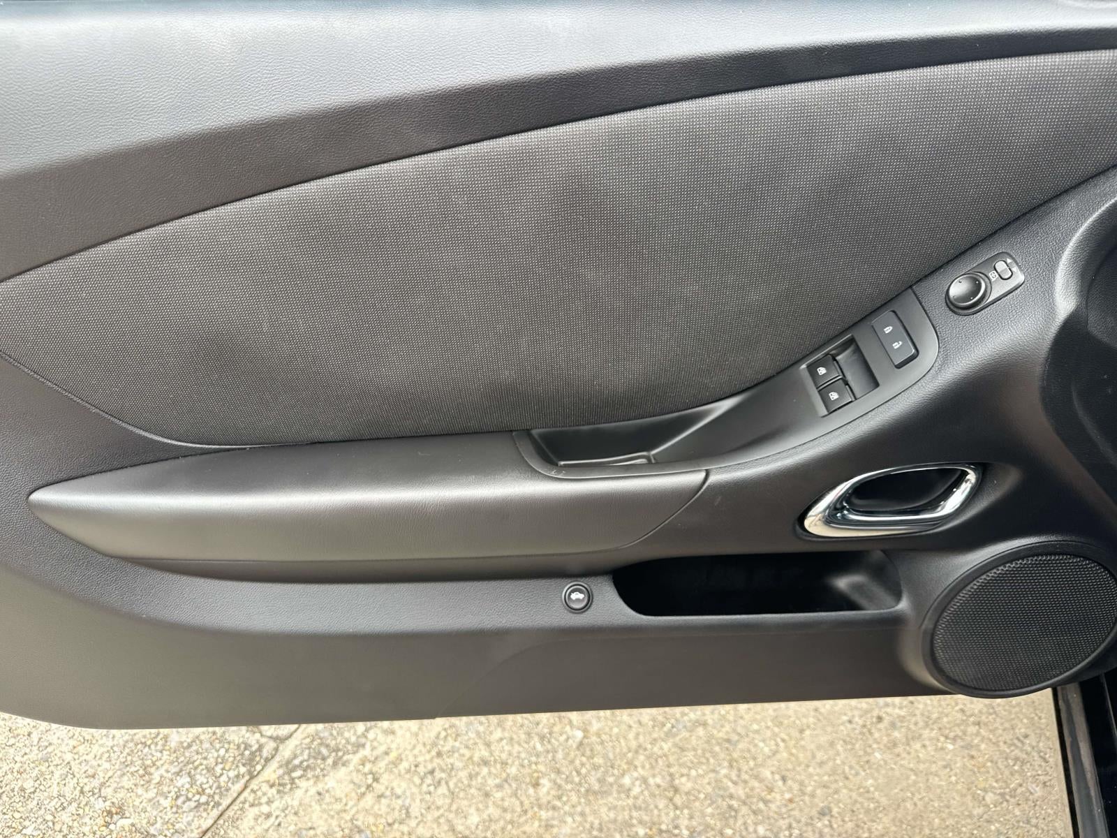 2015 Chevrolet Camaro 2dr Cpe LT w/1LT
