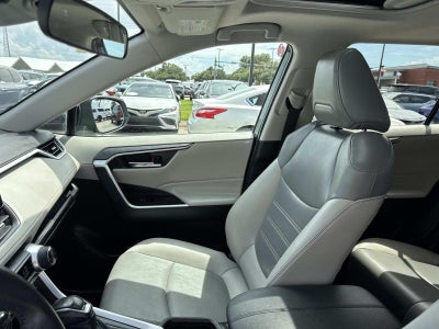 2020 Toyota RAV4 XLE Premium FWD (Natl)