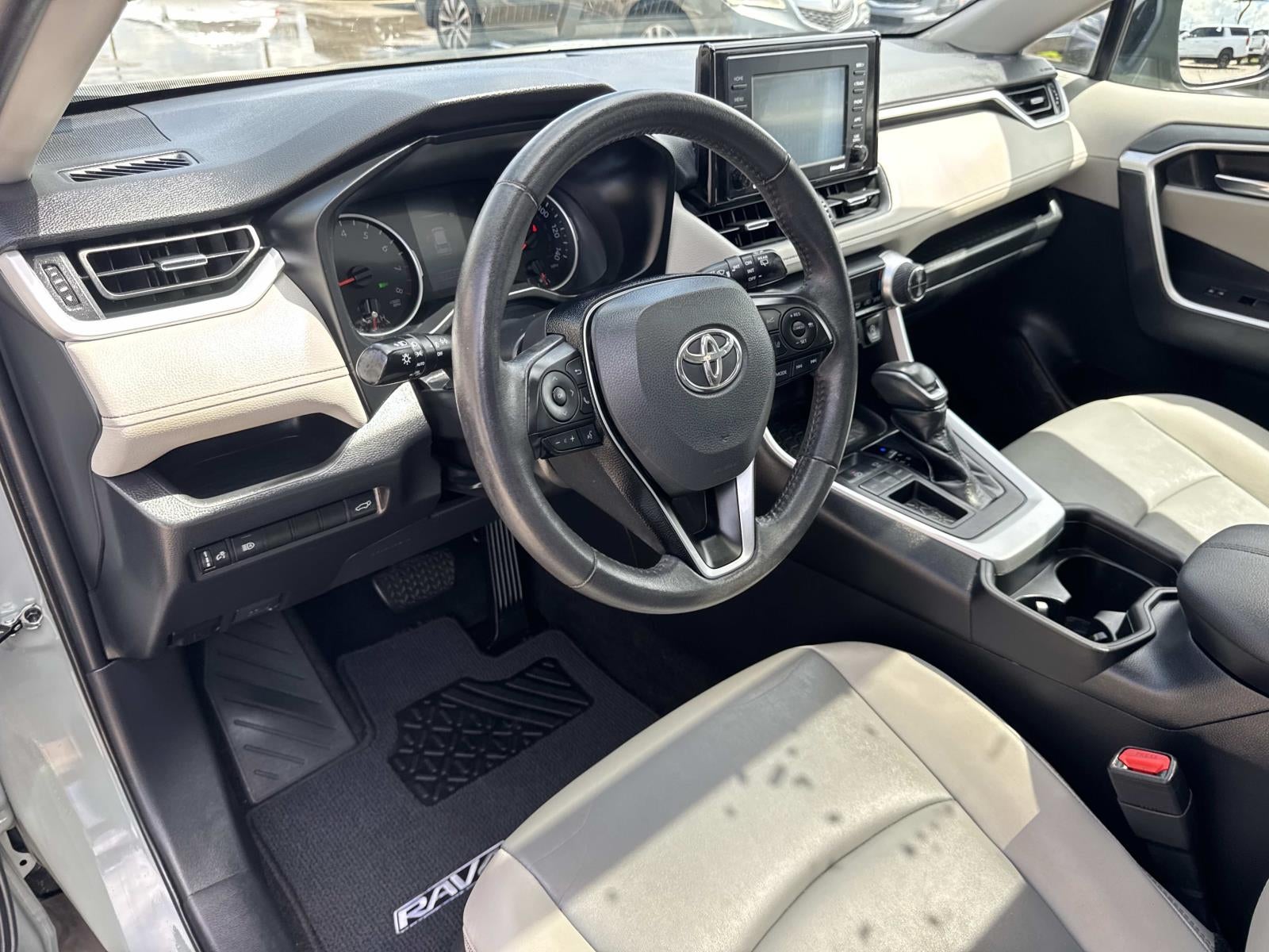 2020 Toyota RAV4 XLE Premium FWD (Natl)