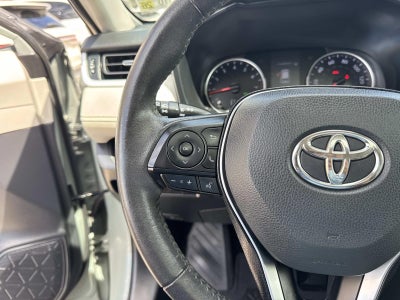 2020 Toyota RAV4 XLE Premium FWD (Natl)
