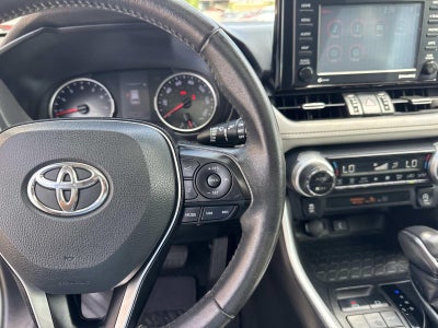 2020 Toyota RAV4 XLE Premium FWD (Natl)