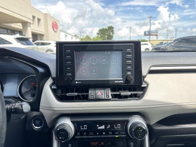 2020 Toyota RAV4 XLE Premium FWD (Natl)
