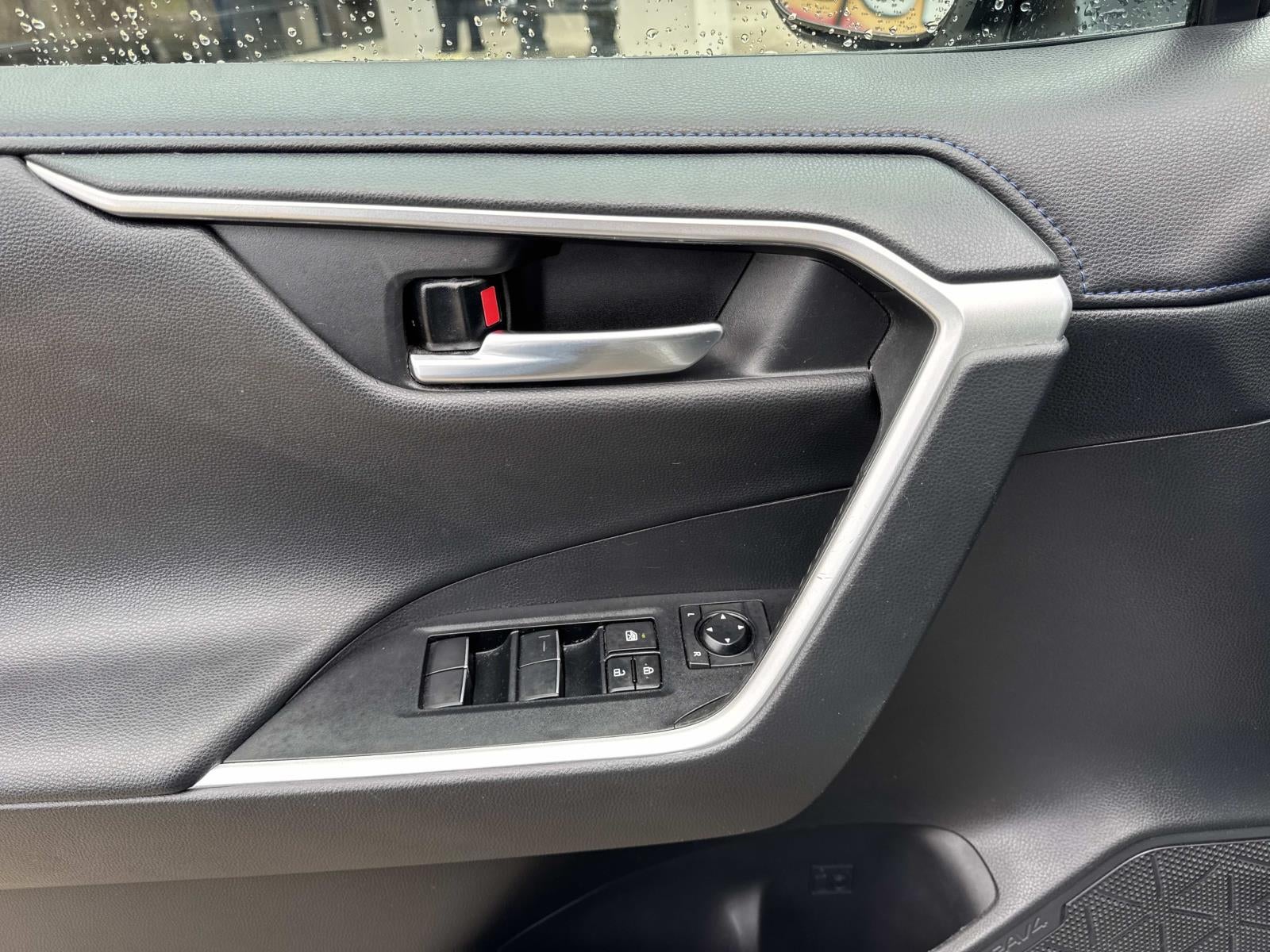 2021 Toyota RAV4 Hybrid XSE AWD (Natl)