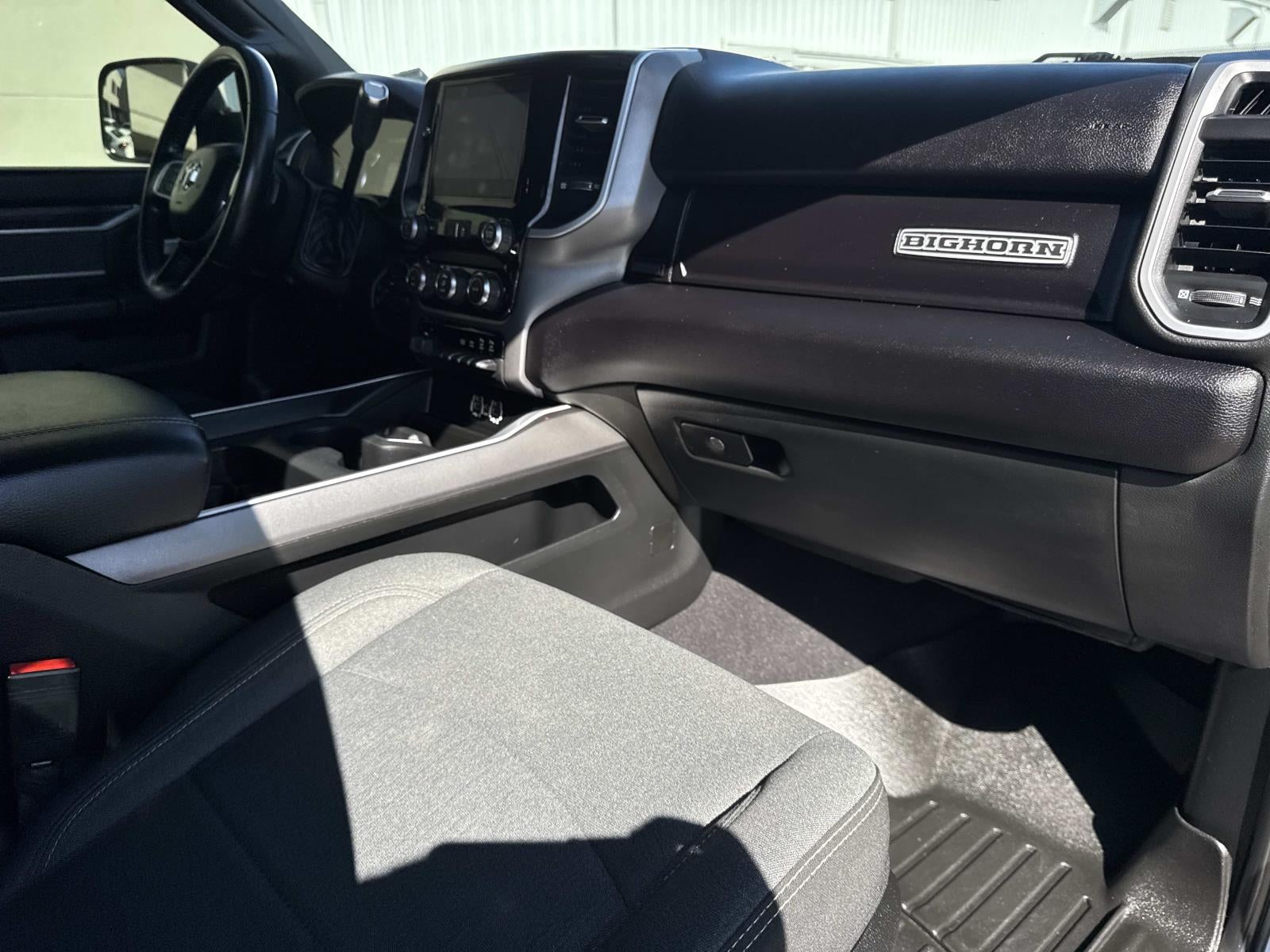 2022 RAM 2500 Big Horn 4x4 Crew Cab 6'4 Box