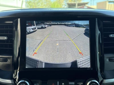 2022 RAM 2500 Big Horn 4x4 Crew Cab 6'4 Box