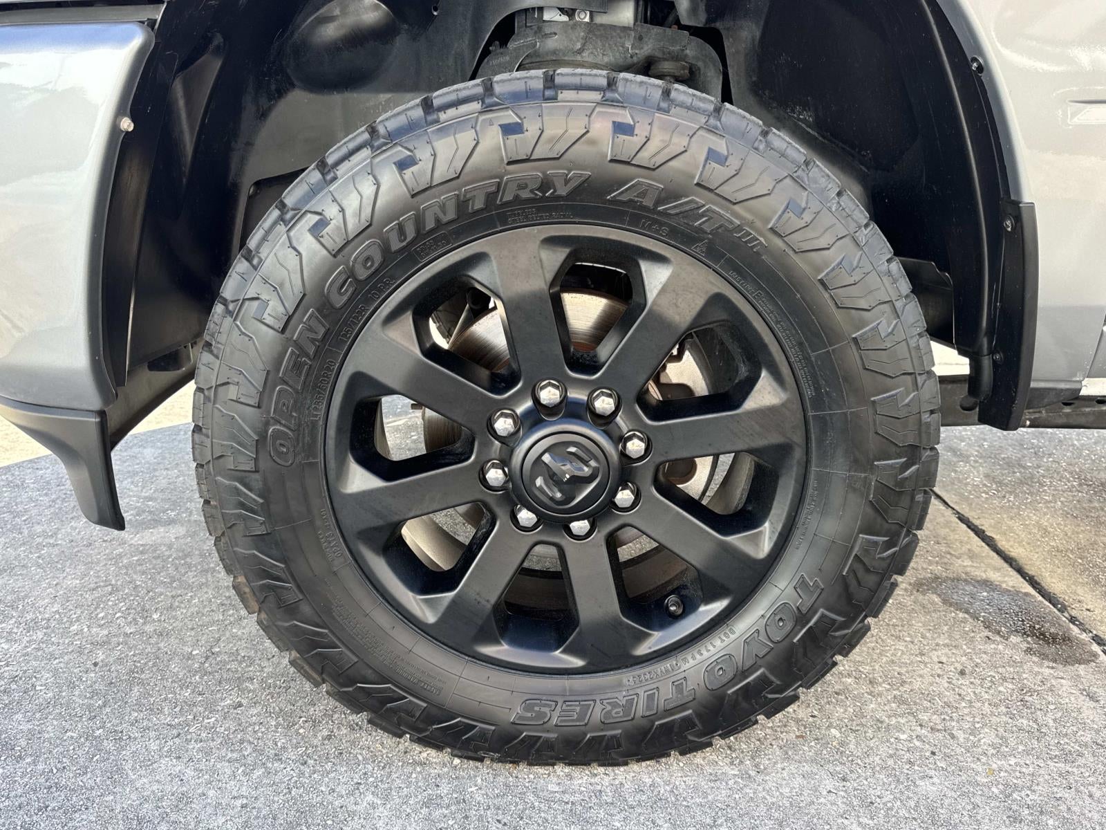 2022 RAM 2500 Big Horn 4x4 Crew Cab 6'4 Box