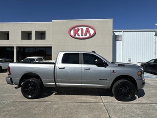 2022 RAM 2500 Big Horn 4x4 Crew Cab 6'4 Box
