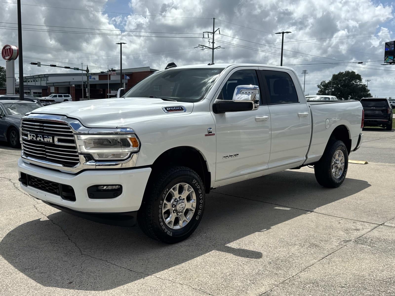 2024 RAM 2500 Laramie 4x4 Crew Cab 6'4 Box