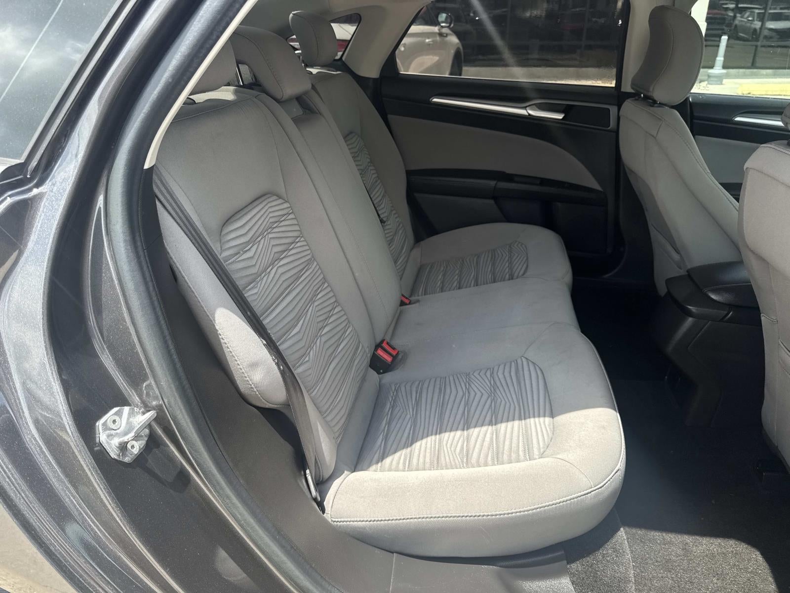 2016 Ford Fusion 4dr Sdn S FWD