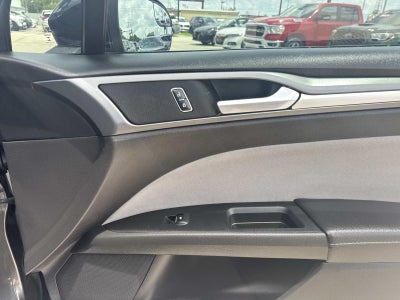 2016 Ford Fusion 4dr Sdn S FWD