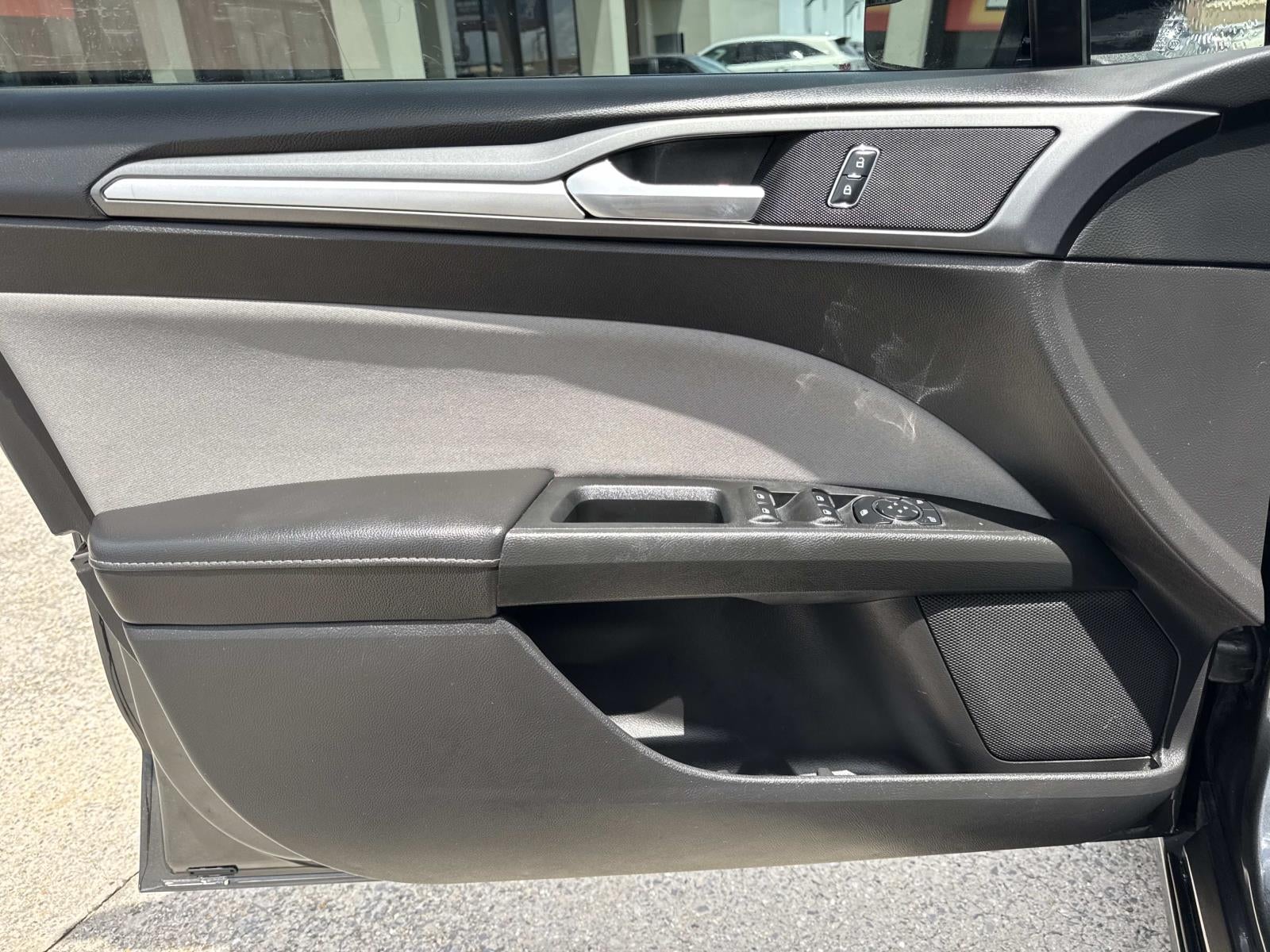 2016 Ford Fusion 4dr Sdn S FWD