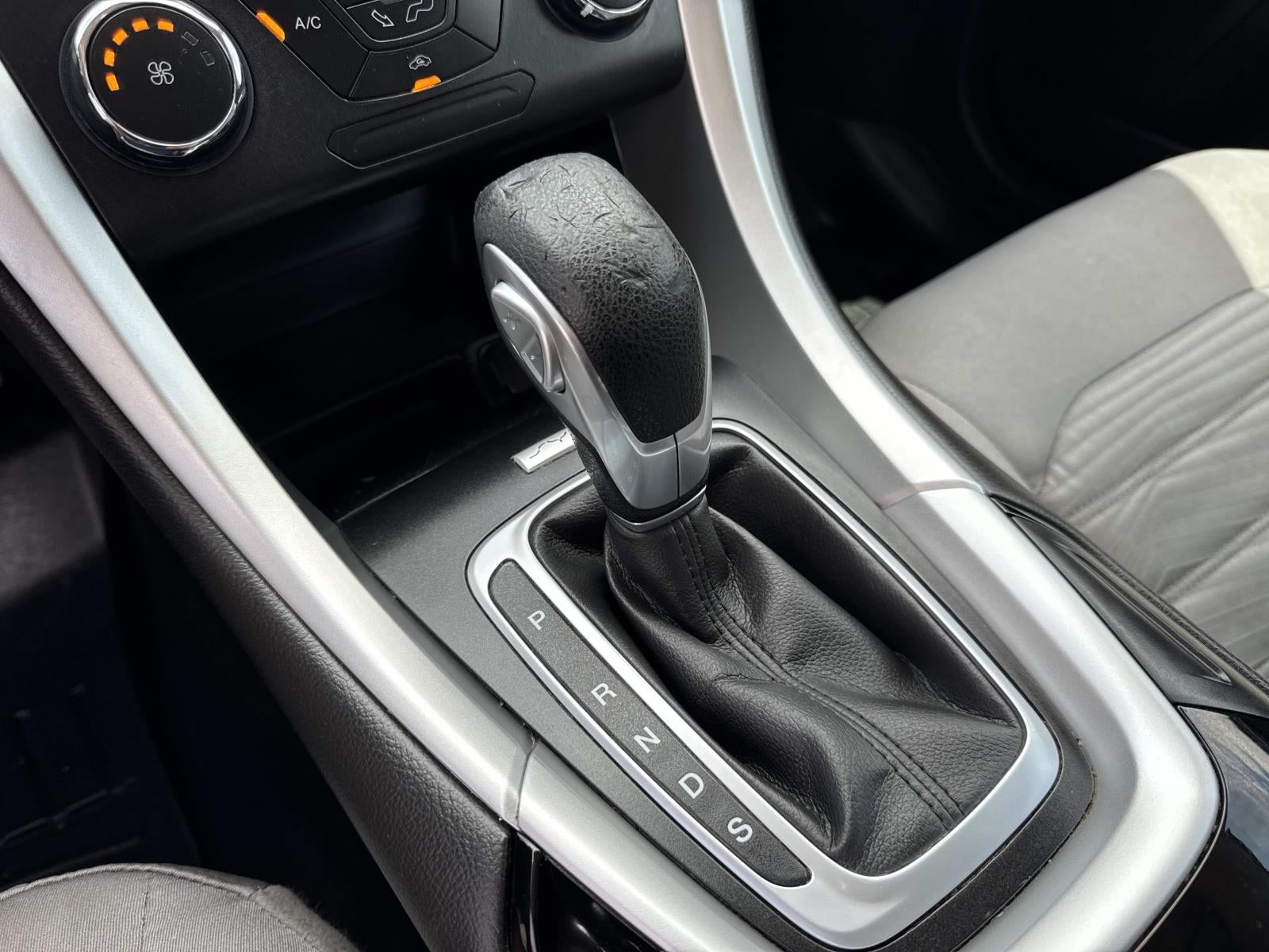2016 Ford Fusion 4dr Sdn S FWD