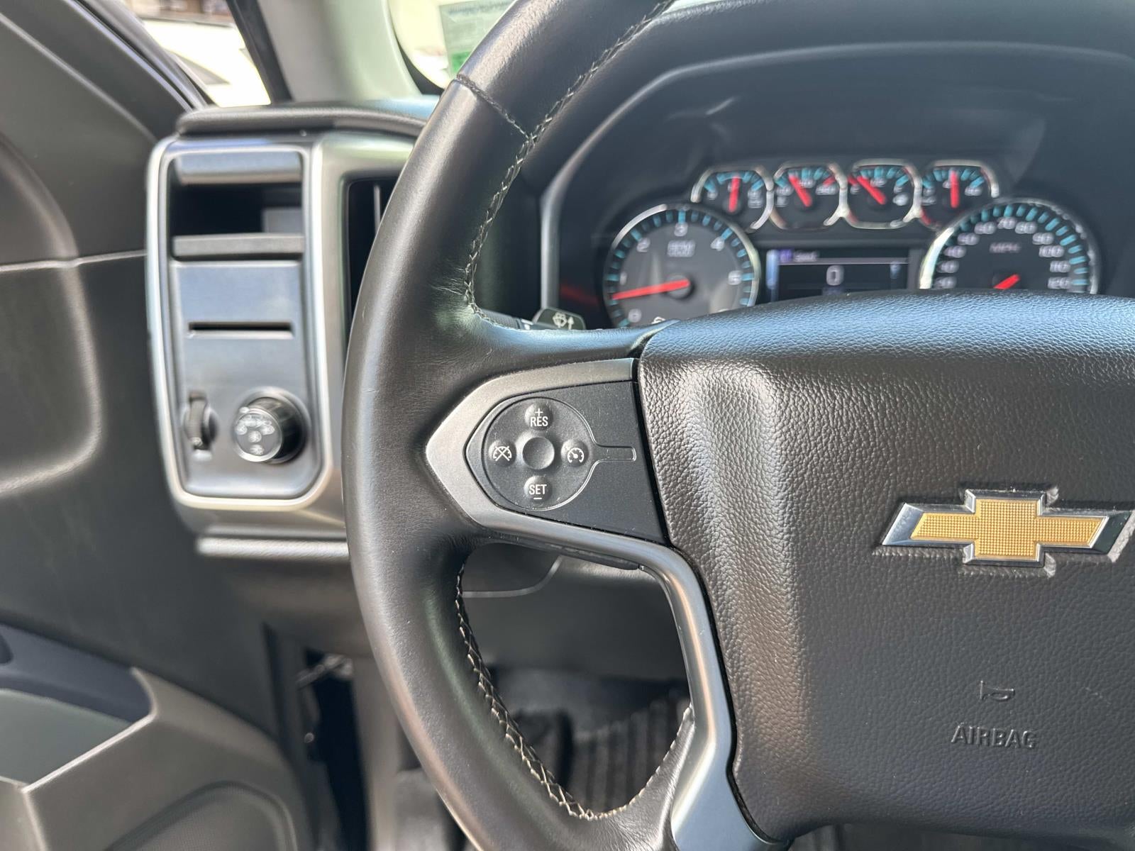 2017 Chevrolet Silverado 1500 2WD Crew Cab 143.5 LT w/1LT