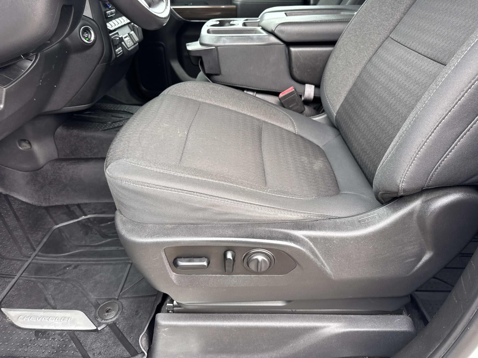 2020 Chevrolet Silverado 1500 2WD Crew Cab 147 LT