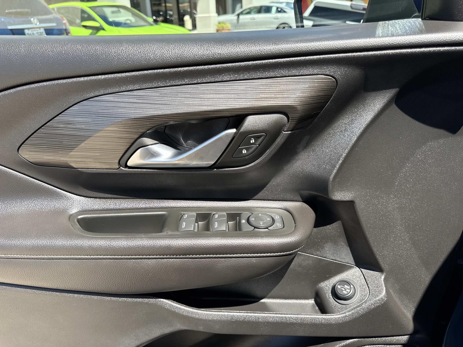2022 GMC Terrain FWD 4dr SLE