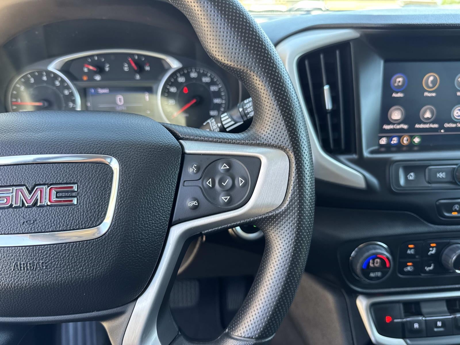 2022 GMC Terrain FWD 4dr SLE